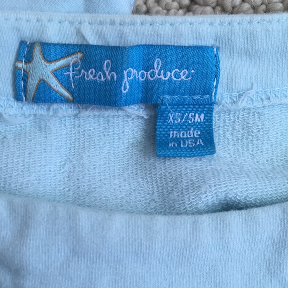 Sweatshirt - Picture 2 of 4